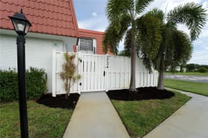 2734 Yale Ln, Boynton Beach, FL 33426 Sold 12/29/23