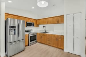 8330 SW 41st St, Davie, FL 33328 Sold 11/29/23