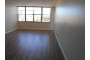 2781 Taft St 405, Hollywood, FL 33020 Sold 11/16/23