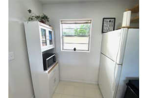 4805 NW 35th St 507, Lauderdale Lakes, FL 33319 Sold 01/29/24