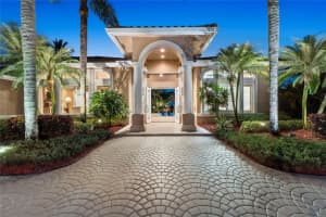 9660 NW 67th Pl, Parkland, FL 33076 Sold 11/30/23