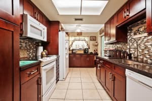 4911 NW 55th Ct, Tamarac, FL 33319 Sold 02/20/24