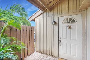 2056 SW 81st Way, Davie, FL 33324 Sold 11/28/23