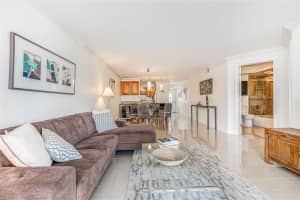 8971 S Hollybrook Blvd 104, Pembroke Pines, FL 33025 Sold 03/29/24