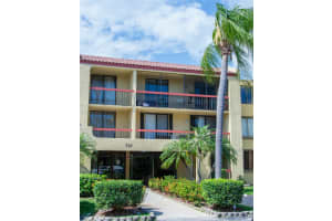 737 SE 1st Way 104, Deerfield Beach, FL 33441 Sold 12/22/23