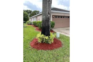 112 Harbor Lake Cir, Greenacres, FL 33413 Sold 05/30/24