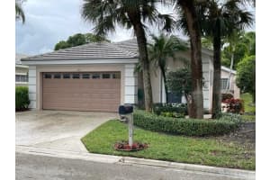 112 Harbor Lake Cir, Greenacres, FL 33413 Sold 05/30/24