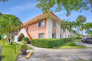136 NE 19th Ct 216F, Wilton Manors, FL 33305 Sold 12/20/23