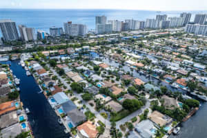 18 Fort Royal Isle, Fort Lauderdale, FL 33308 Sold 12/06/23