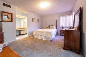 8154 NW 15th Mnr 8154, Plantation, FL 33322 Sold 12/05/23