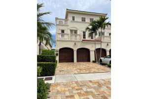 214 Hendricks Isle #214, Fort Lauderdale, FL 33301, Sold 02/23/24