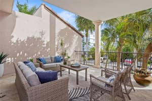 25 Hendricks Isle 204, Fort Lauderdale, FL 33301 Sold 01/31/24