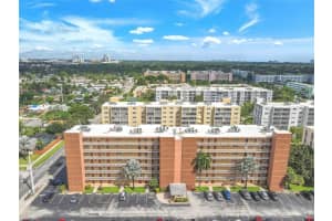 610 NE 12th Ave 506, Hallandale Beach, FL 33009 Sold 12/04/23