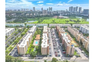 610 NE 12th Ave 506, Hallandale Beach, FL 33009 Sold 12/04/23