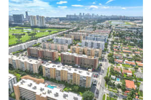 610 NE 12th Ave 506, Hallandale Beach, FL 33009 Sold 12/04/23