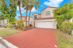 6337 NW 39th Ct, Coral Springs, FL 33067 Sold 02/28/24