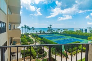 4900 N Ocean Blvd 609, Lauderdale By The Sea, FL 33308 Sold 12/19/23