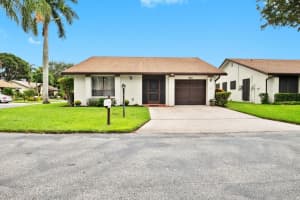 6180 Olivewood Cir, Greenacres, FL 33463 Sold 11/15/23
