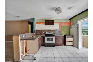 724 NW 17th St, Fort Lauderdale, FL 33311 Sold 12/29/23