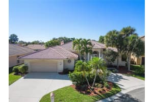 8214 NW 41st St, Coral Springs, FL 33065 Sold 12/19/23