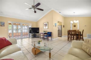 11800 NW 37th Pl, Sunrise, FL 33323 Sold 12/11/23
