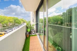 2049 S Ocean Dr 207, Hallandale Beach, FL 33009 Sold 07/17/24