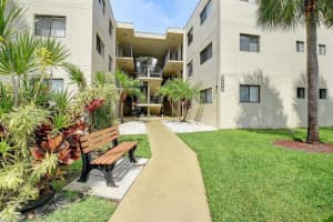 5370 Las Verdes Cir 315, Delray Beach, FL 33484 Sold 02/13/24