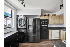 116 Lake Emerald Dr 107, Oakland Park, FL 33309 Sold 06/28/24