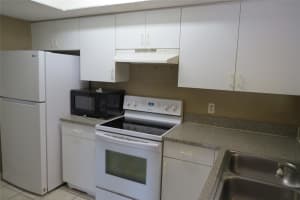 5011 Wiles Rd 201, Coconut Creek, FL 33073 Sold 11/22/23