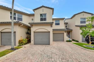 1900 Oceanwalk Ln 123, Pompano Beach, FL 33062 Sold 01/16/24