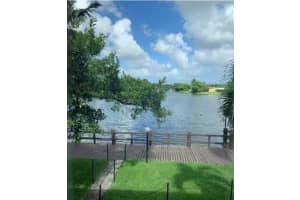 2521 NW 39th Ter 202, Lauderdale Lakes, FL 33311 Sold 11/17/23
