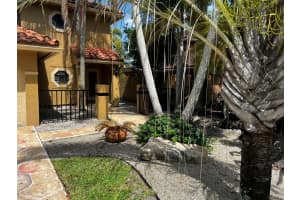 376 NW 37TH WAY, Deerfield Beach, FL 33442 Sold 04/04/24