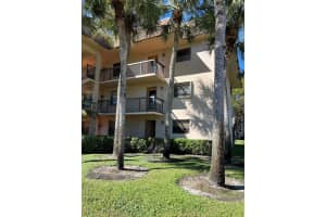 6085 N Sabal Palm Blvd 109, Tamarac, FL 33319 Sold 03/05/24