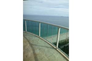 3400 Galt Ocean Dr 1906S, Fort Lauderdale, FL 33308 Sold 04/30/24