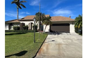 48 Harbour Dr, Ocean Ridge, FL 33435 Sold 04/01/24