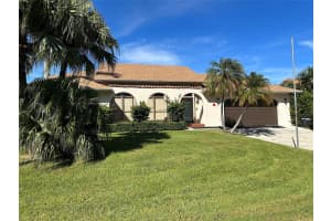 48 Harbour Dr, Ocean Ridge, FL 33435 Sold 04/01/24