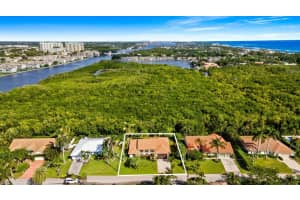 48 Harbour Dr, Ocean Ridge, FL 33435 Sold 04/01/24