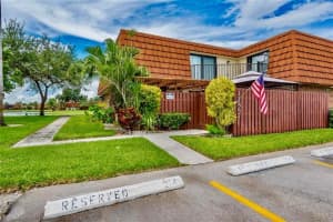 11887 SW 13th Ct 11887, Davie, FL 33325 Sold 12/05/23