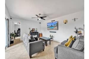 11887 SW 13th Ct 11887, Davie, FL 33325 Sold 12/05/23