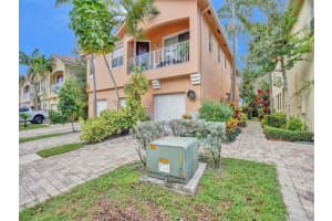 1724 Carvelle Dr, Riviera Beach, FL 33404 Sold 01/17/24