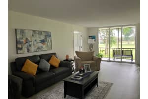 9300 N Hollybrook Lake Dr 205, Pembroke Pines, FL 33025 Sold 06/28/24