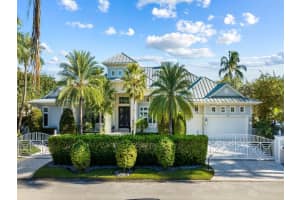 2523 Laguna Ter, Fort Lauderdale, FL 33316 Sold 03/22/24