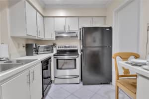 9502 NW 80th Court, Tamarac, FL 33321 Sold 12/14/23