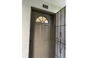 2900 NW 48th Ter 104, Lauderdale Lakes, FL 33313 Sold 02/09/24