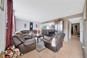 5803 BLUEBERRY CT 99, Lauderhill, FL 33313 Sold 01/05/24