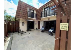 751 SW 120th Way 751, Davie, FL 33325 Sold 04/05/24