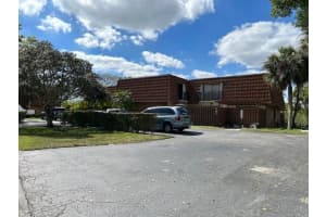 751 SW 120th Way 751, Davie, FL 33325 Sold 04/05/24