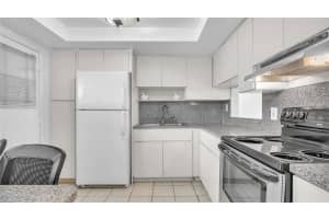 18555 NE 14th Ave 609, North Miami Beach, FL 33179 Sold 11/28/23