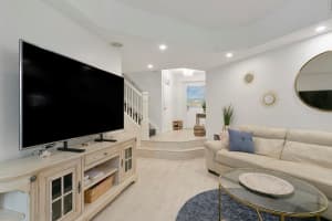 1900 Oceanwalk Ln 113, Lauderdale By The Sea, FL 33062 Sold 12/08/23