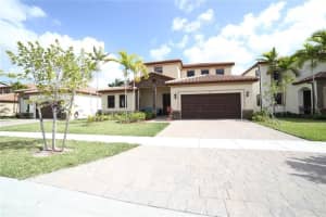 577 SE 35th Ter, Homestead, FL 33033 Sold 02/15/24